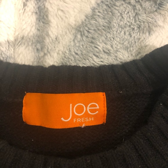 Joe Sweater - Picture 2 of 2